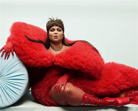 Singer Lizzo Official Sex Tape!!